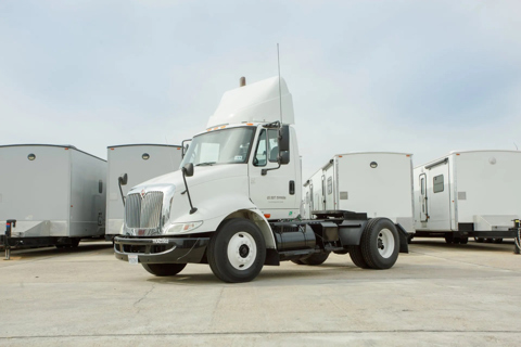 2 Axle - Tractor Rentals