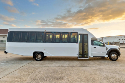 29 Passenger People Mover - People Mover Rentals
